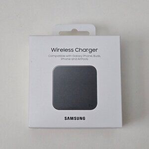Samsung Wireless Charger 9W Fast Charge Pad Model EP-P1300